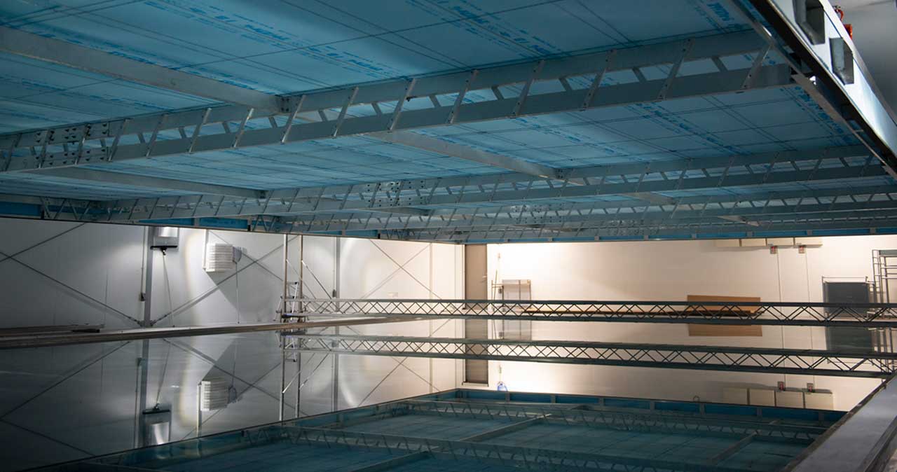 >富士山天然氷のステンレスプール